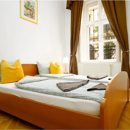 Emerald With Free Parking Apartament Budapesta