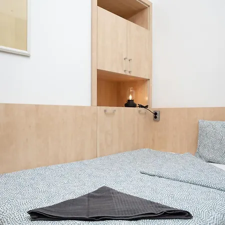 Emerald With Free Parking Apartament *